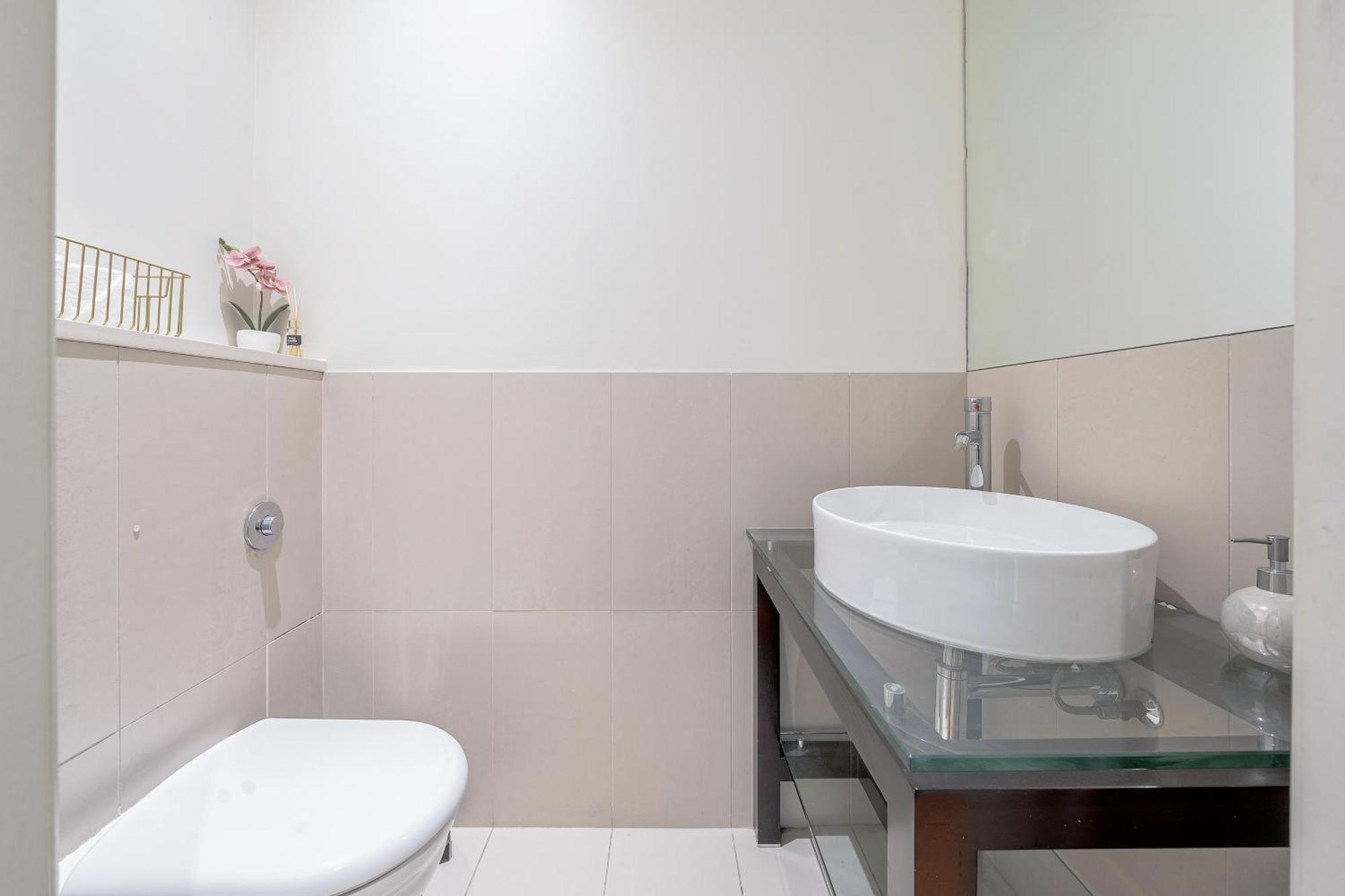Luxurious Two-bedroom Haven In Marylebone Londen
