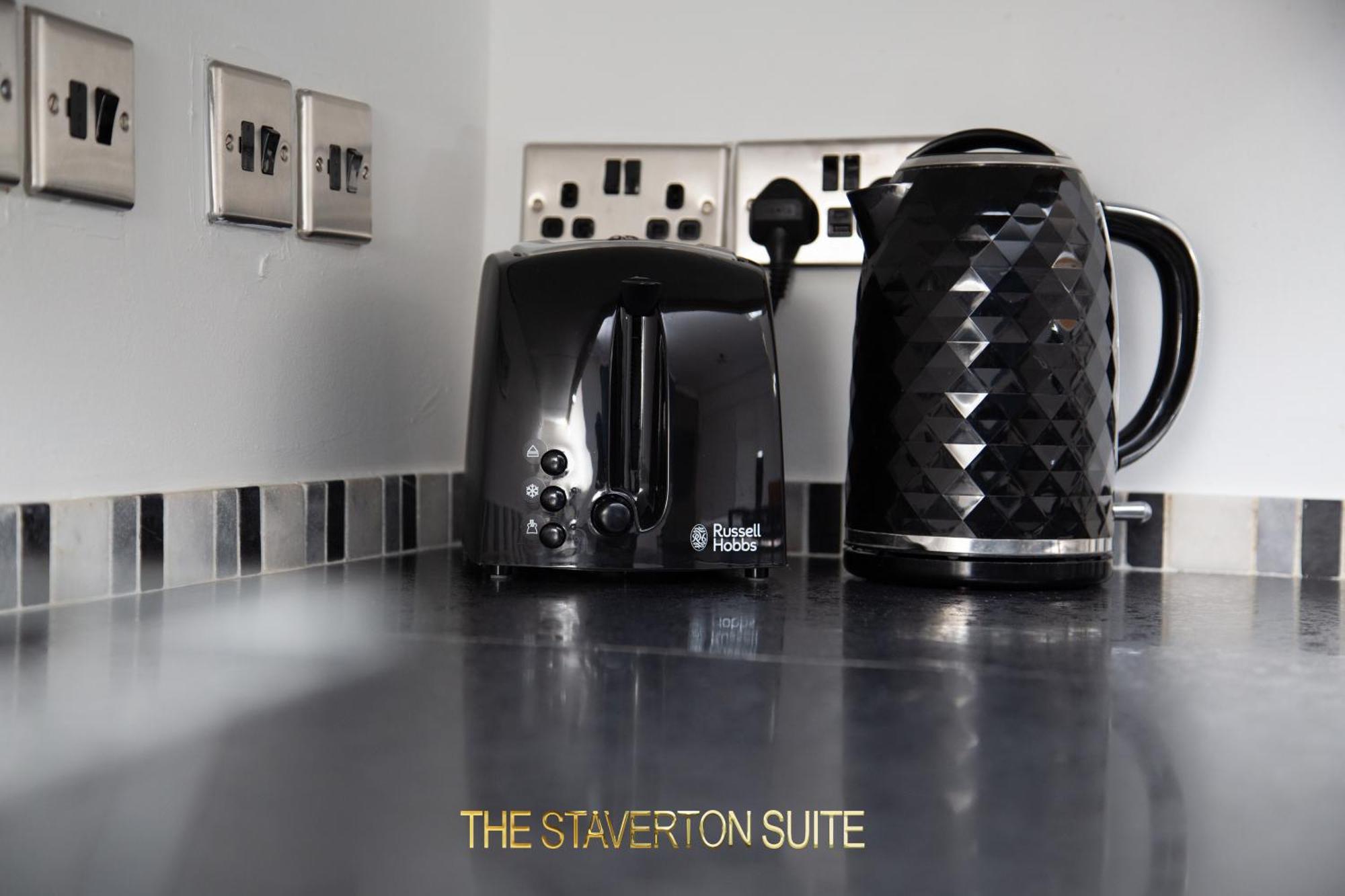 The Staverton Suite, * Londen