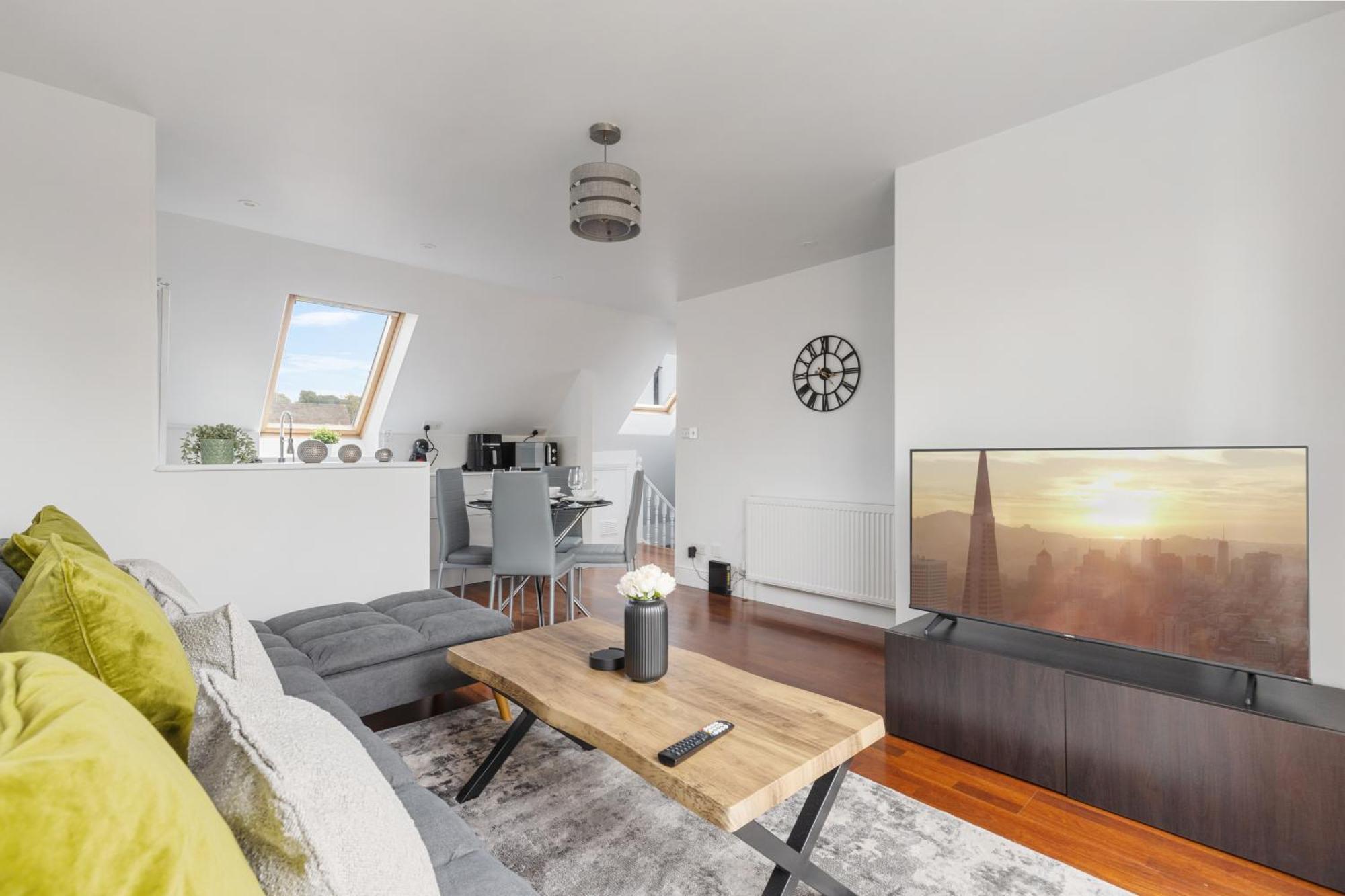 Apartment The Hampstead Hideaway - Free Parking - Close To Ldn *