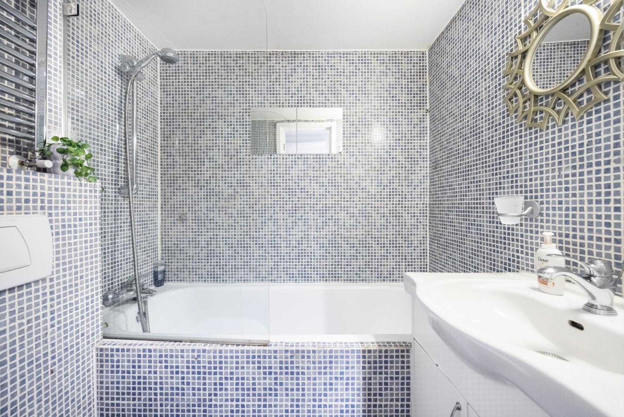Modern 1 Bedroom Near Earls Court London