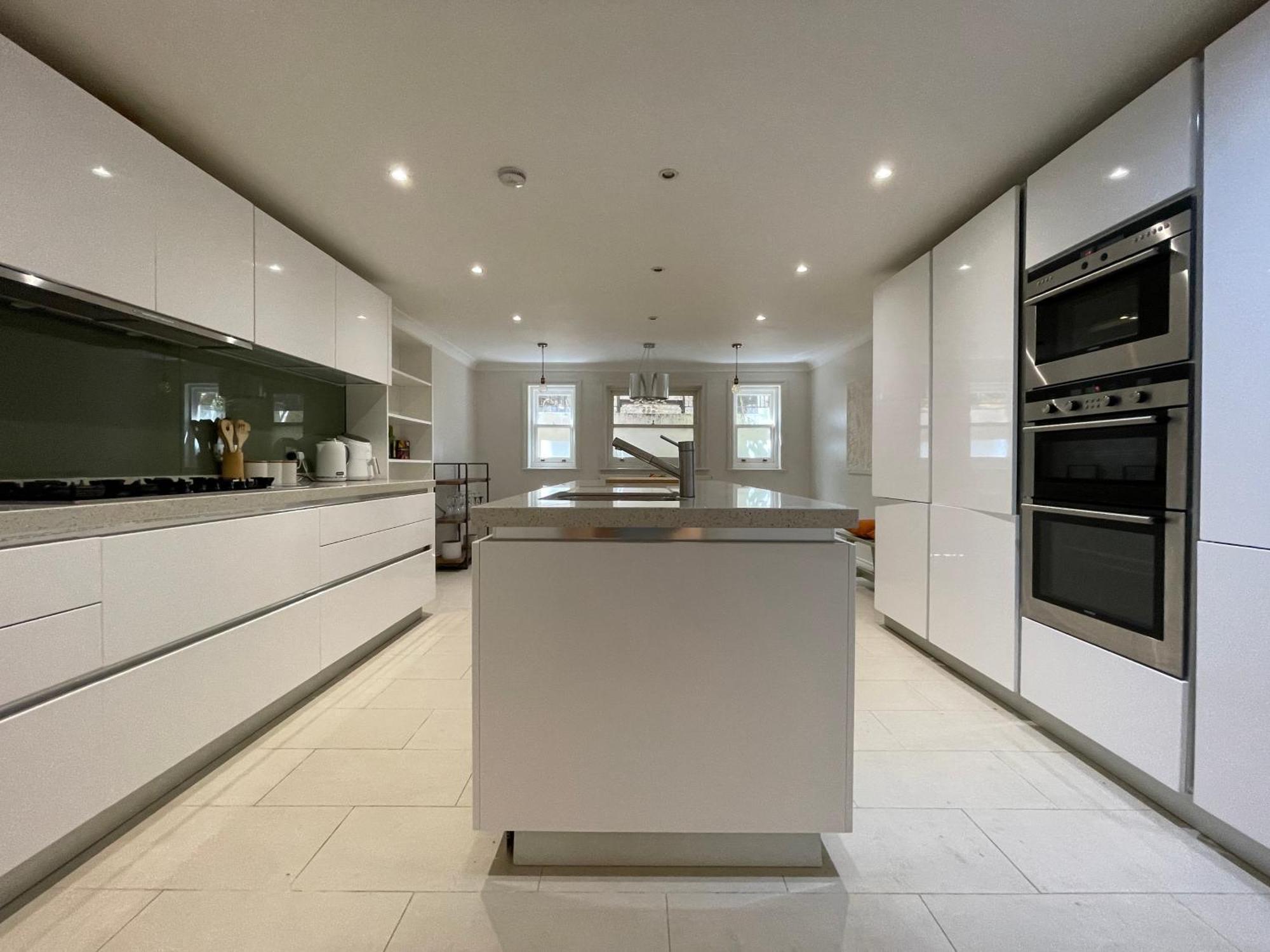 Vakantiehuis 5 Bed House - Fancy - Sleep Up To 12 - *