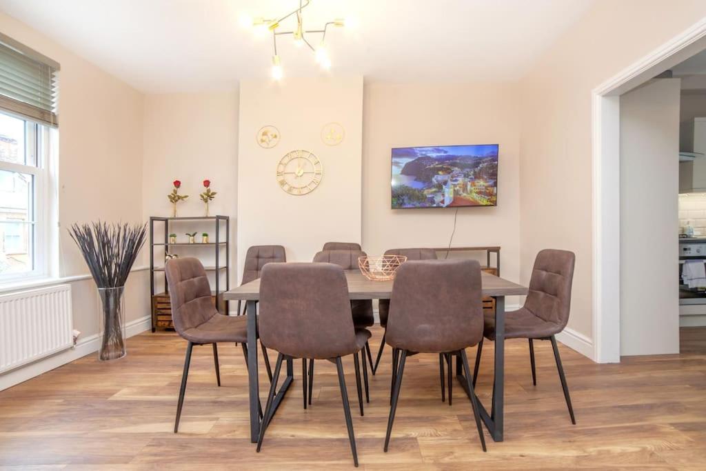 Apartment Spacy 3 Bedroom Woolwich *