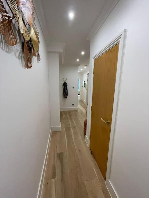 Apartment 3 Bed Smart - Canary Wharf *