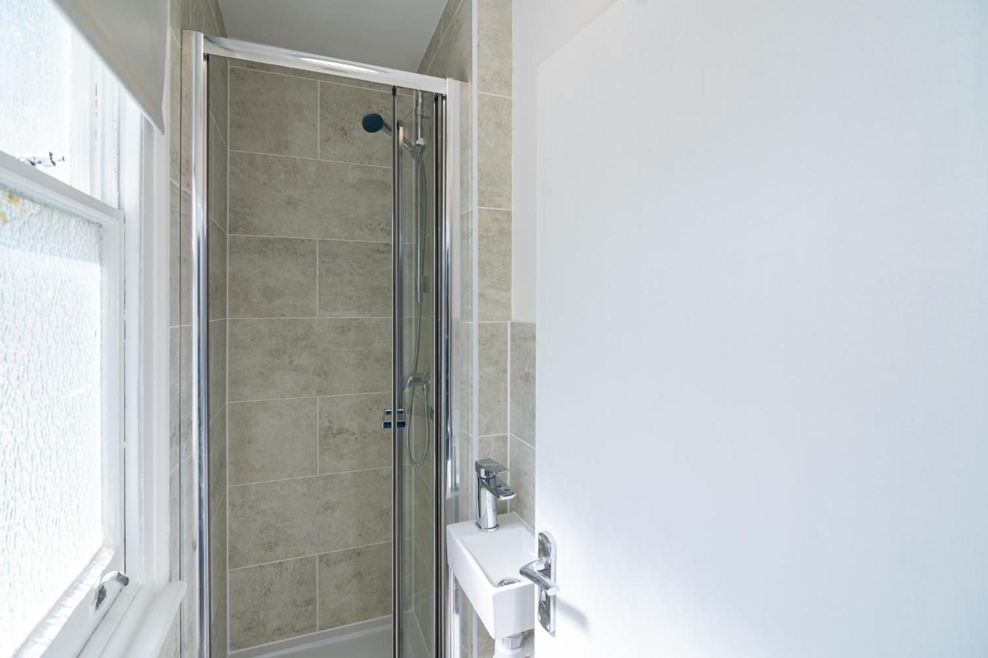 Beautiful House New Refurbished * Londen