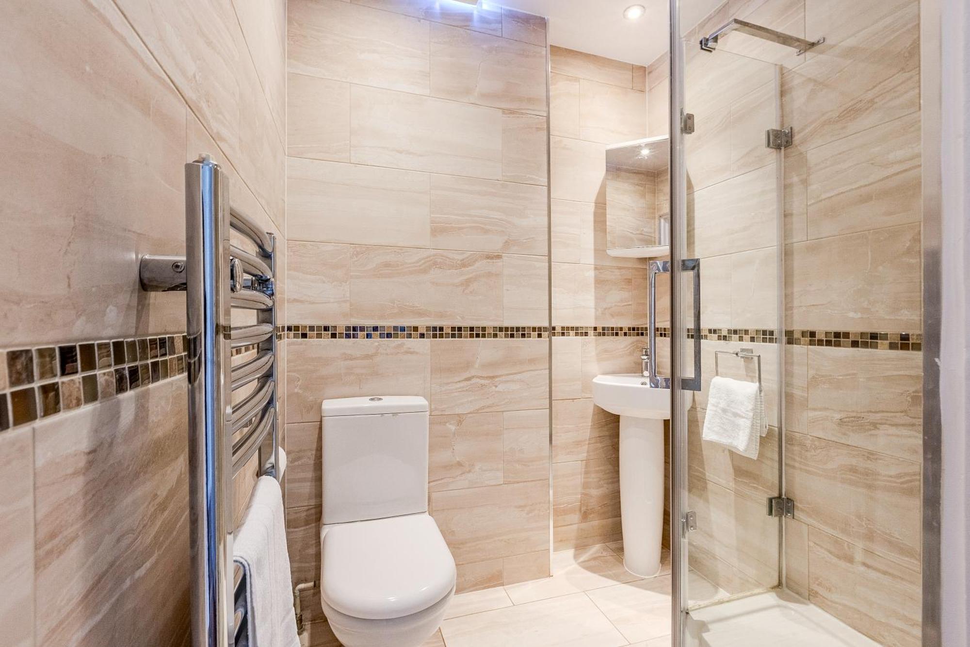 Stylish 2br Flat With Terrace In North Kensington Apartment *