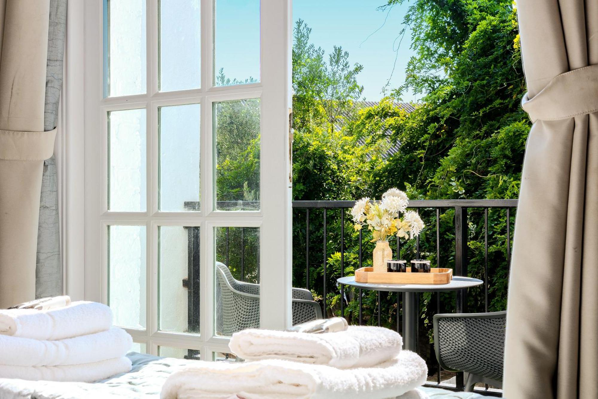 Apartment Stylish 2br Flat With Terrace In North Kensington London