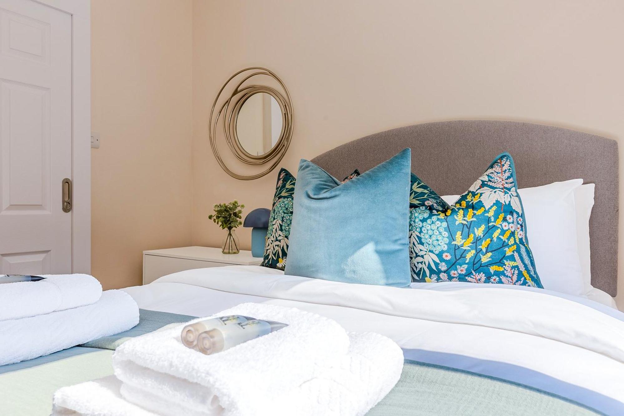 Stylish 2br Flat With Terrace In North Kensington Apartment London
