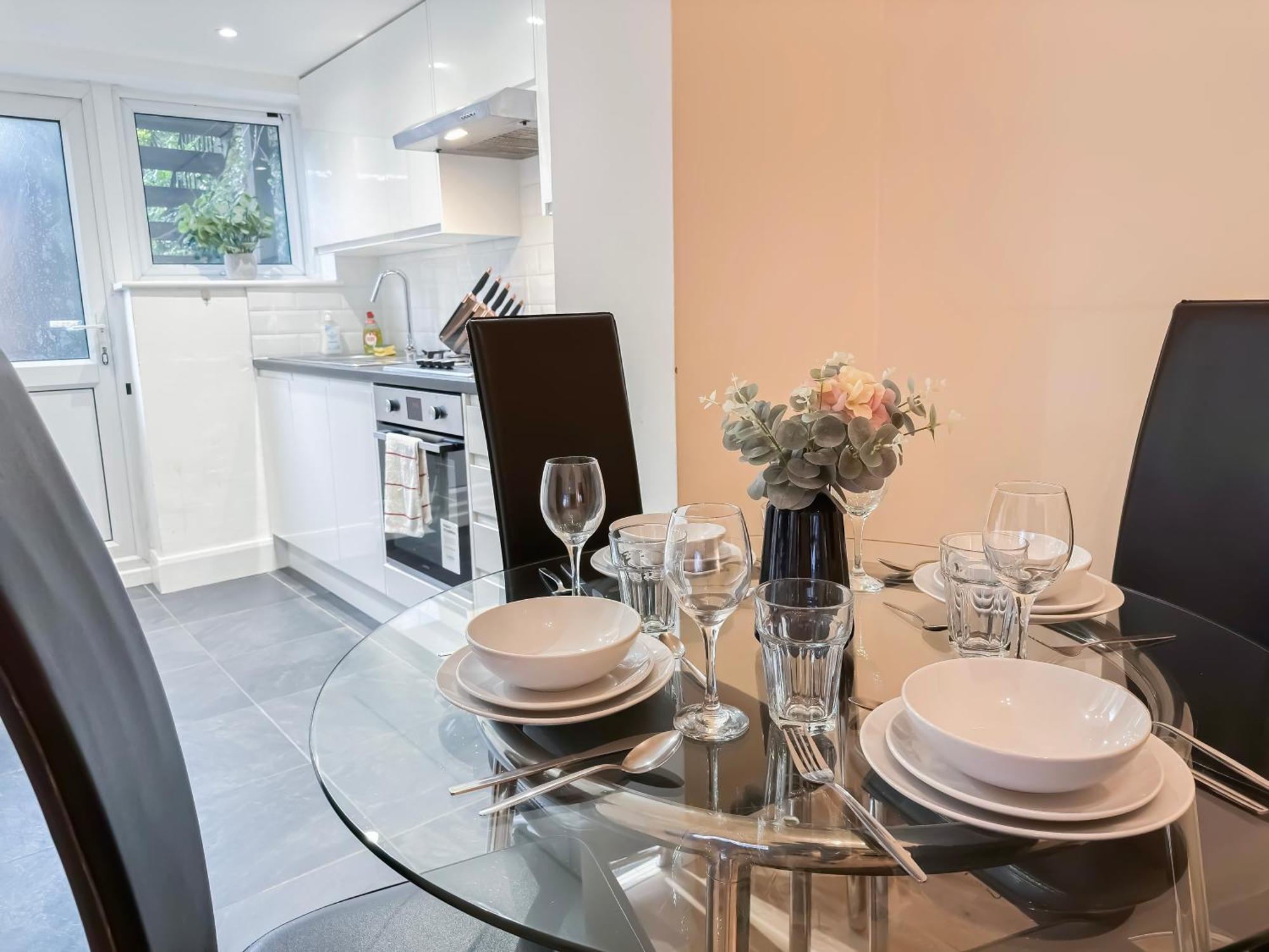 1bedroom Flat With Small Garden In Finsbury Park, Highbury