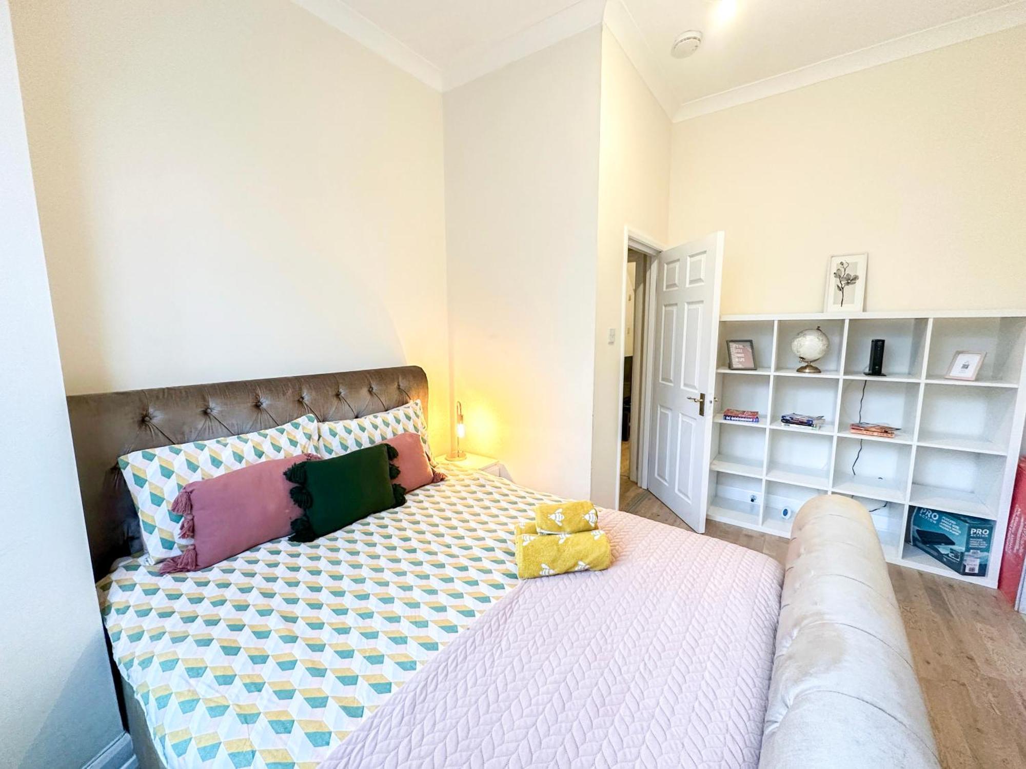 1bedroom Flat With Small Garden In Finsbury Park, Highbury London