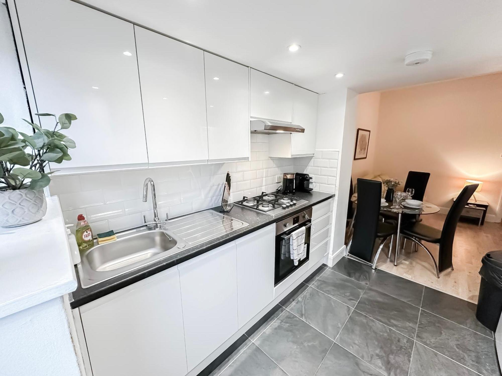 1bedroom Flat With Small Garden In Finsbury Park, Highbury London