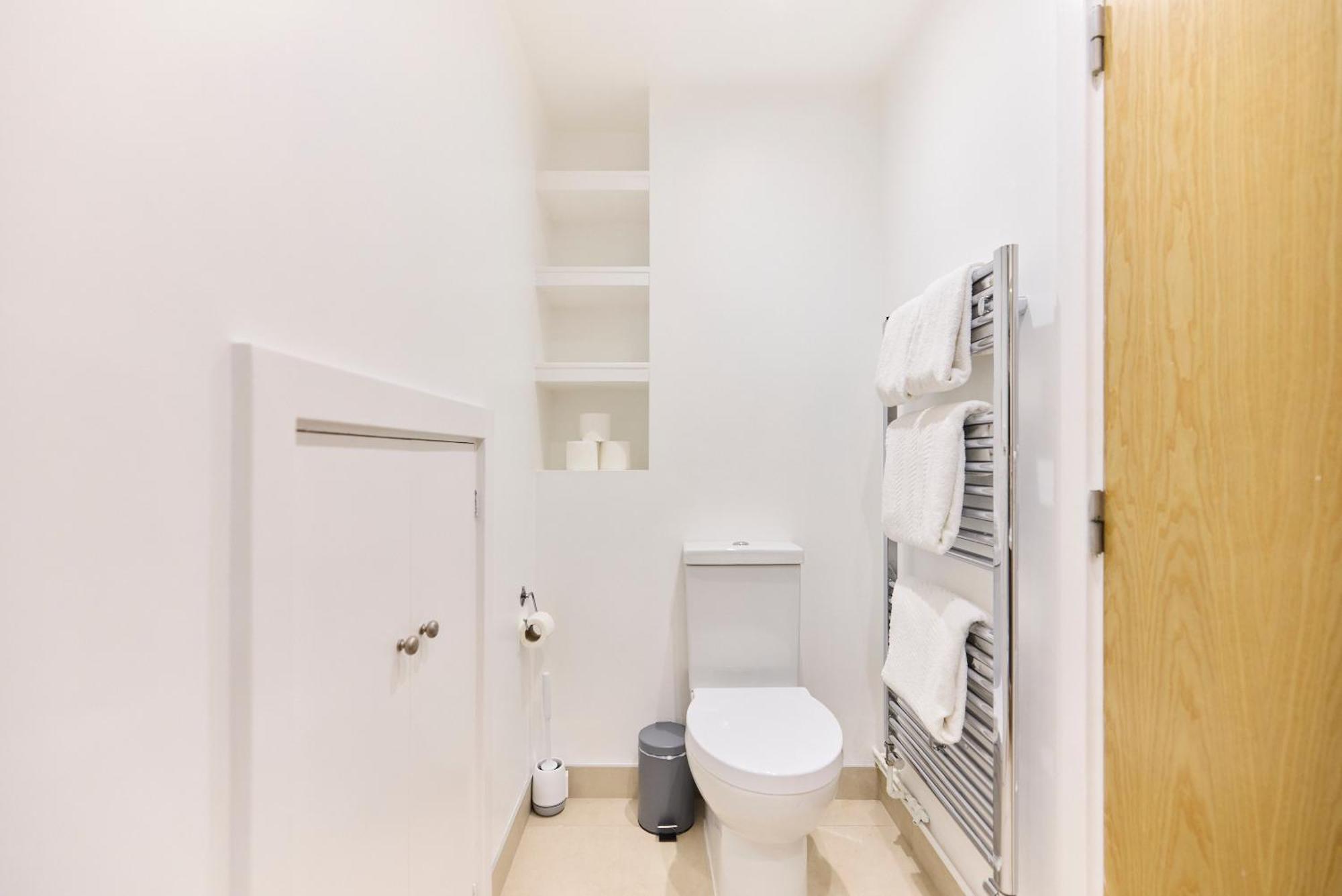 The Gwendolen Place - Contemporary 2bdr Flat With Terrace And Balcony Apartment *