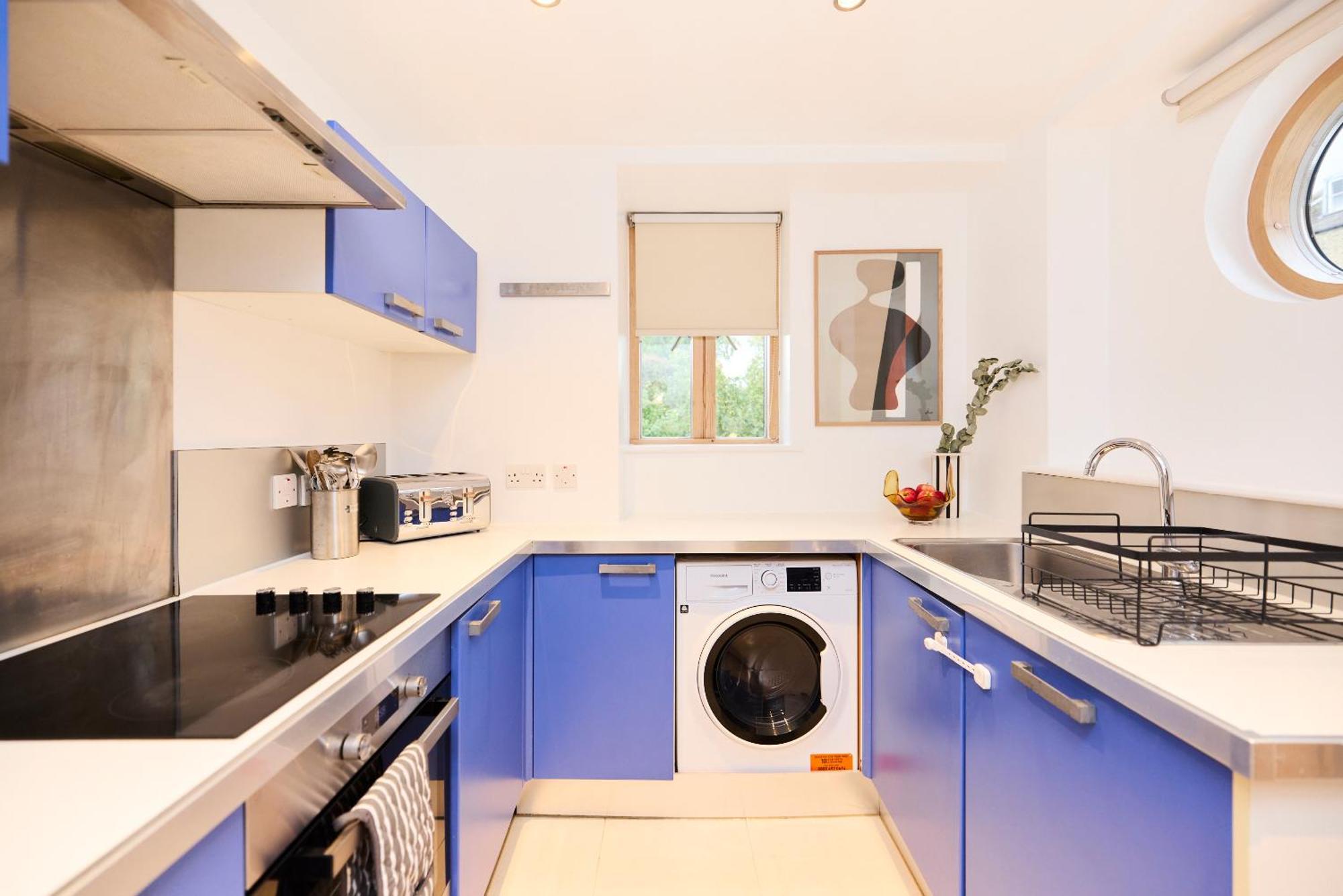 Apartment The Gwendolen Place - Contemporary 2bdr Flat With Terrace And Balcony