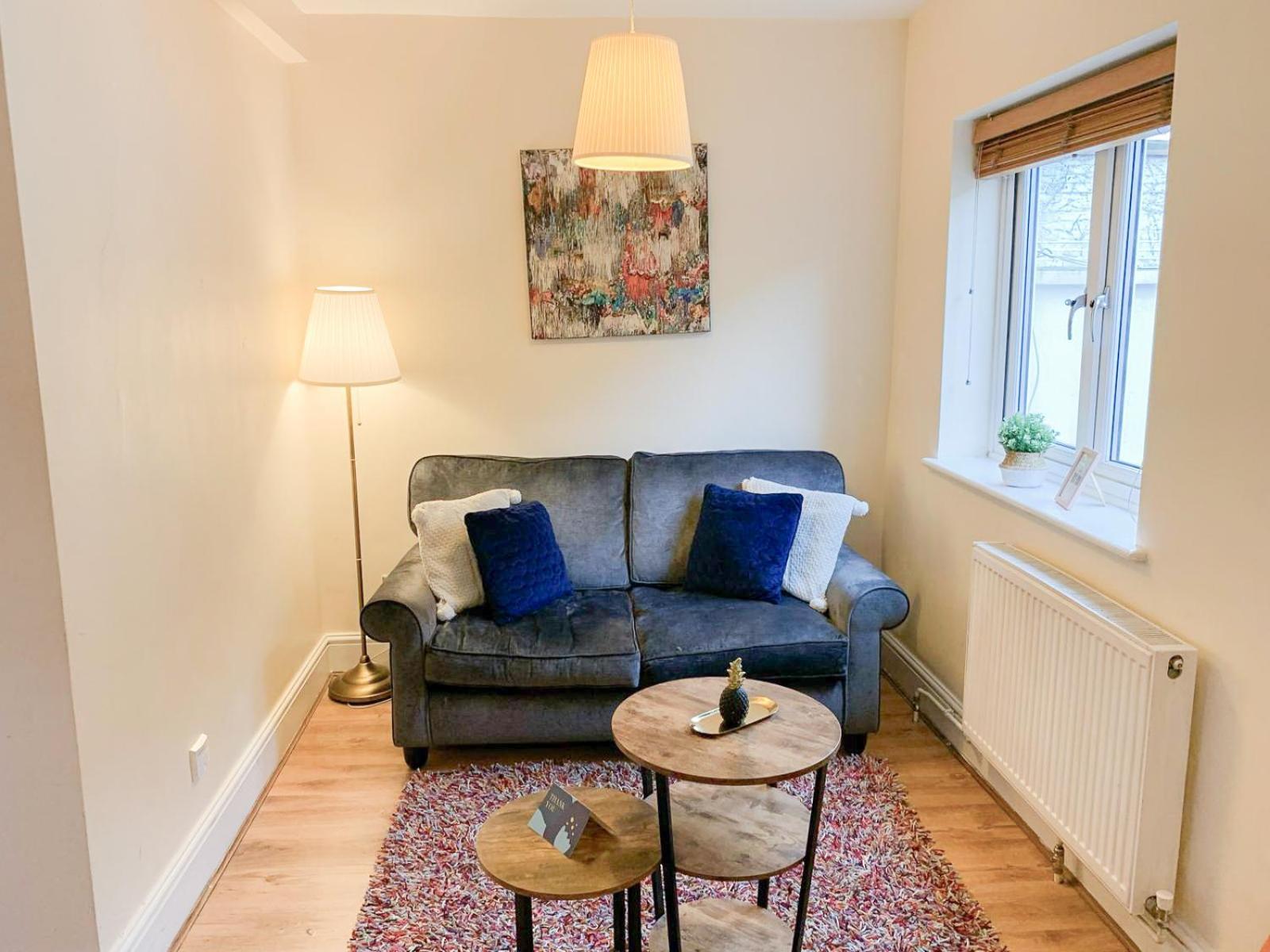 Lovely 1 Bedroom Flat In West Kensington London, Shepherd's Bush London