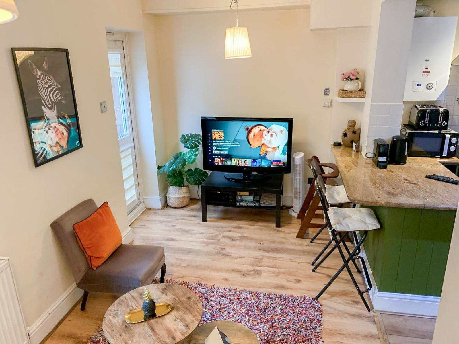 Lovely 1 Bedroom Flat In West Kensington London, Shepherd's Bush Leilighet