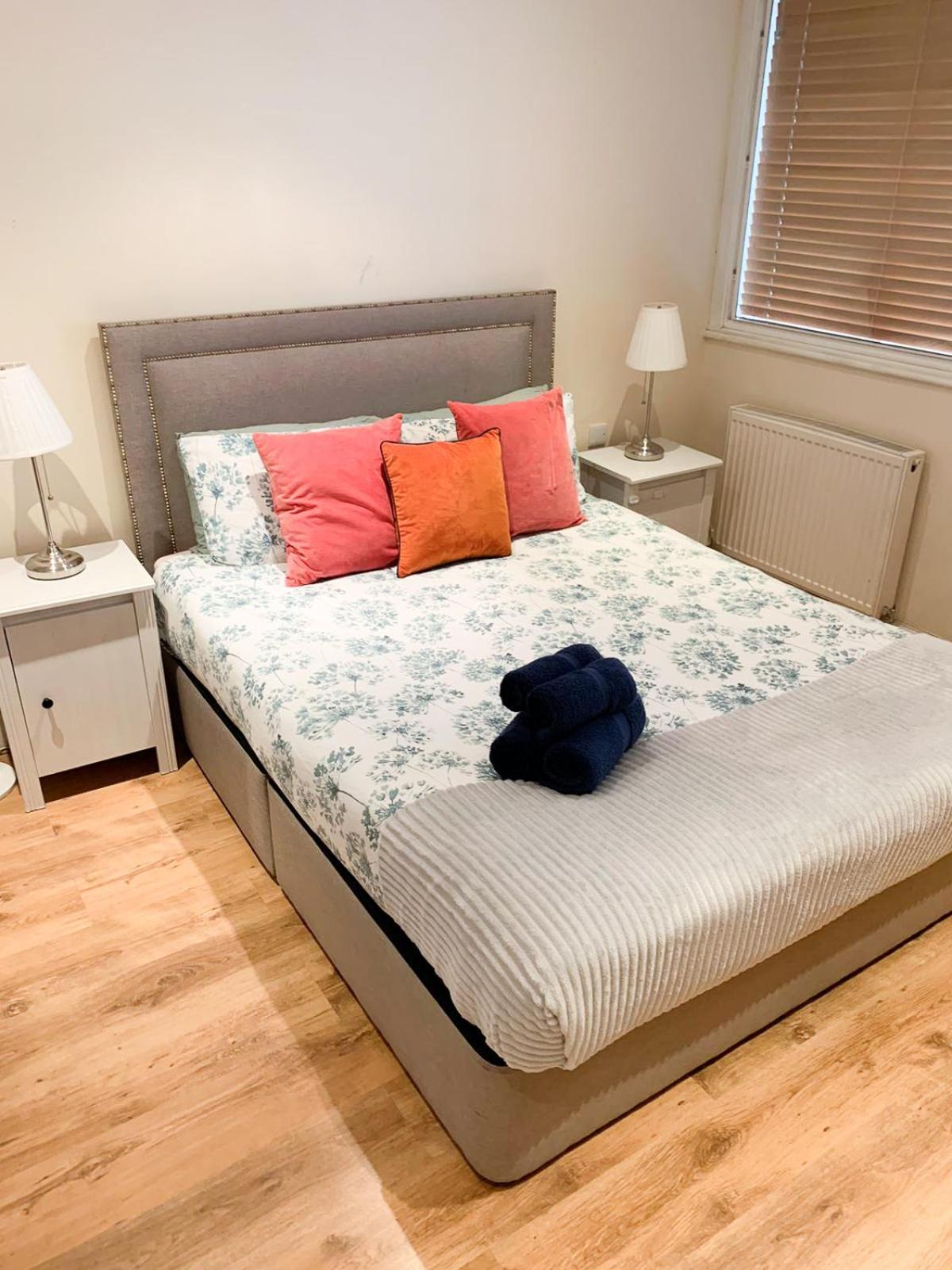 Leilighet Lovely 1 Bedroom Flat In West Kensington London, Shepherd's Bush