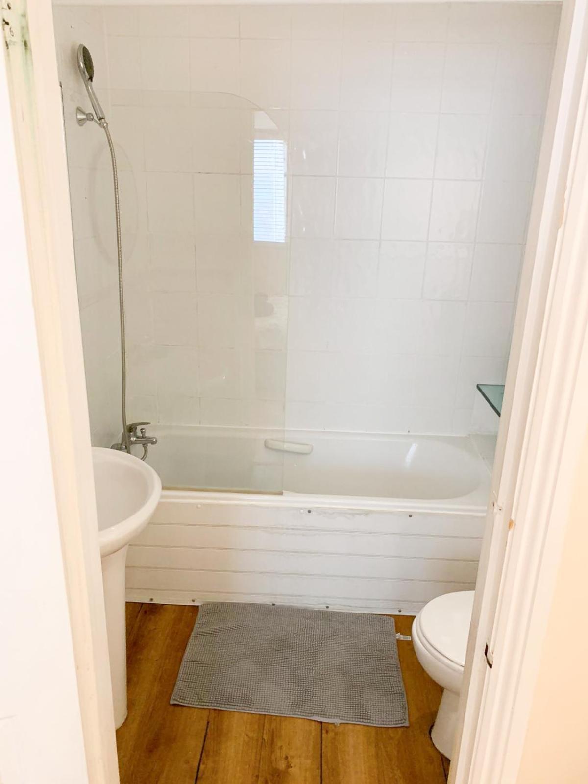 Lovely 1 Bedroom Flat In West Kensington London, Shepherd's Bush Leilighet *