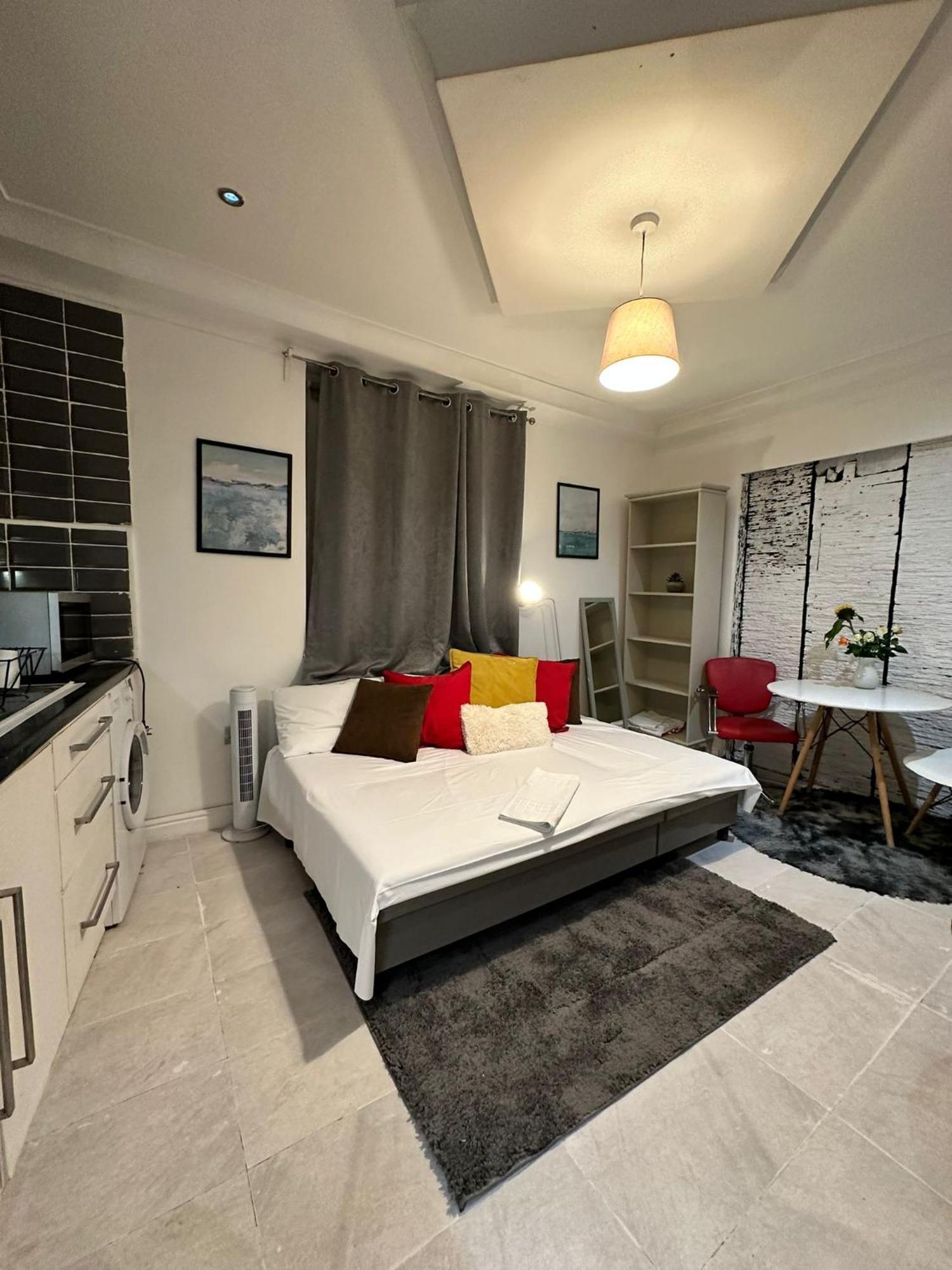Apartment Bell Street *