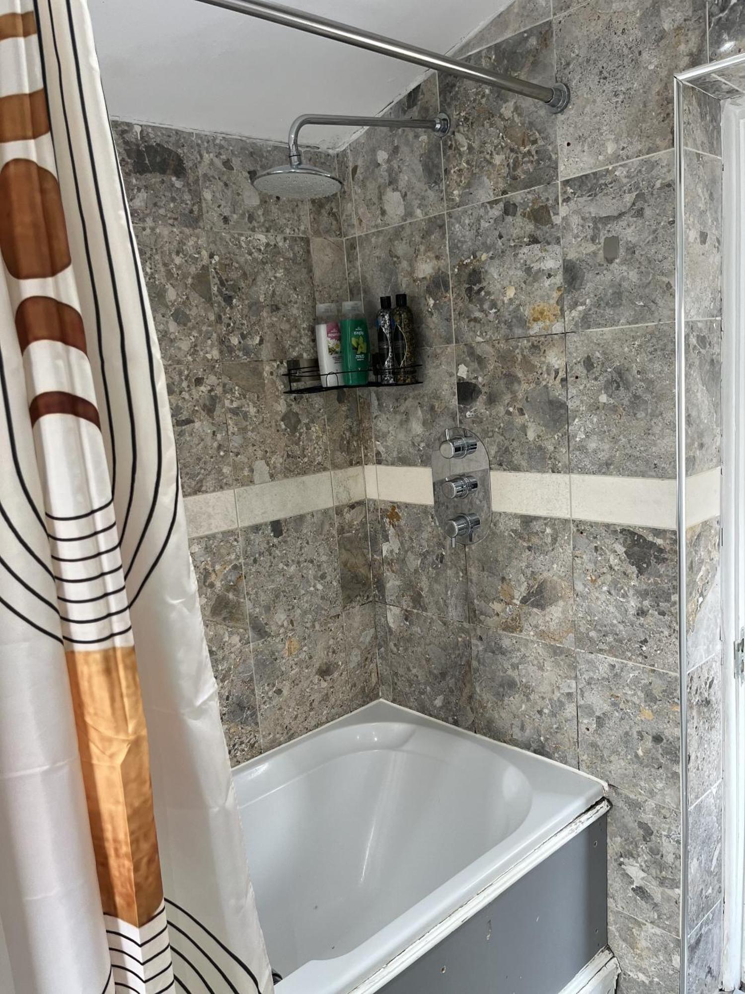 Vakantiehuis Reach Retreat Spacious 4bed House Startford Maryland Great Transport Links Londen