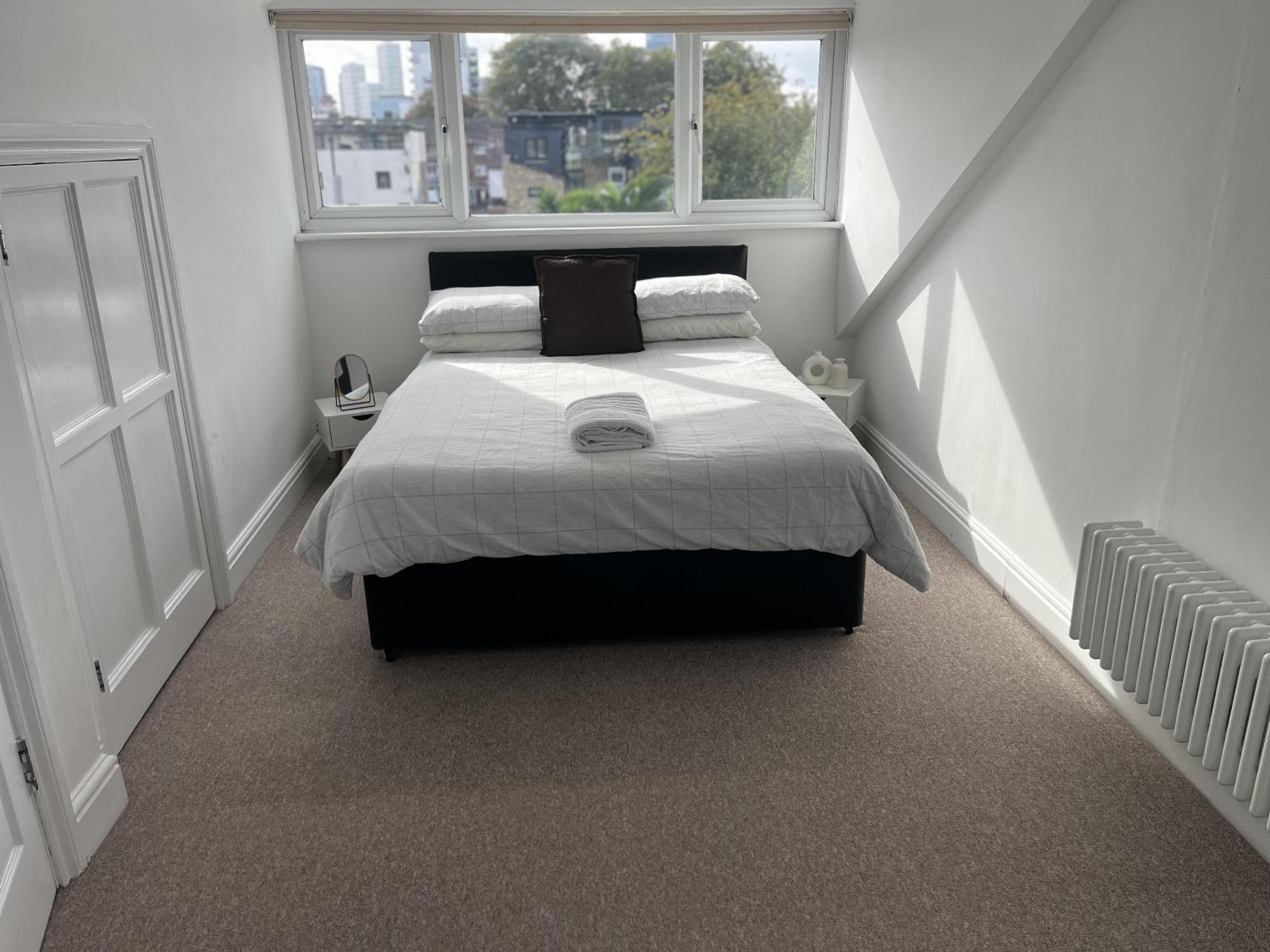 Reach Retreat Spacious 4bed House Startford Maryland Great Transport Links Londen