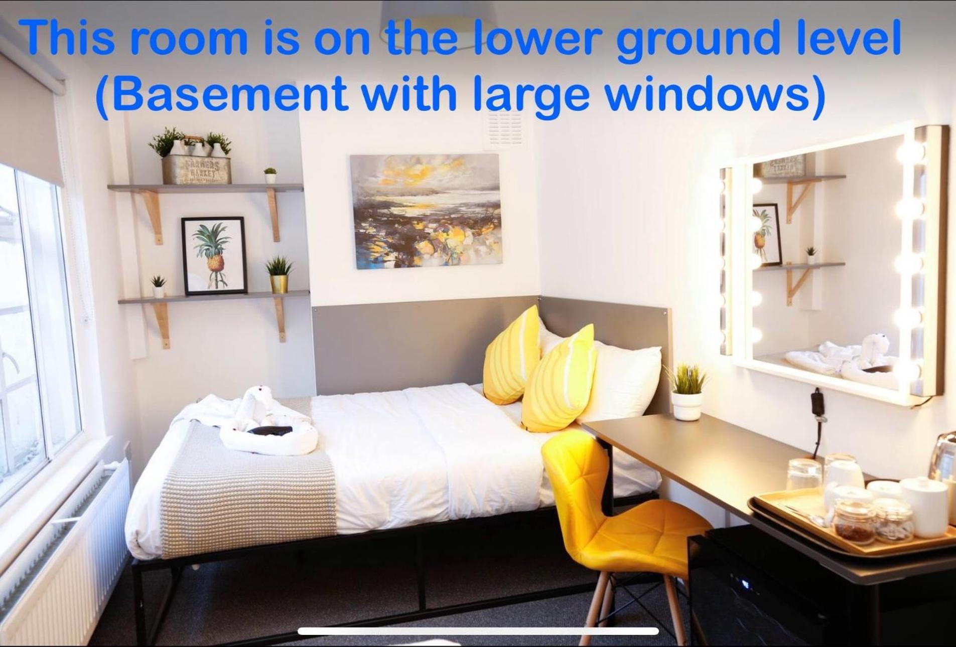 Stylish 1-minute Walk To Camden Town Metro, Shops, Cafes, Bars & Restaurants With Shared Bathrooms Privat overnatting *