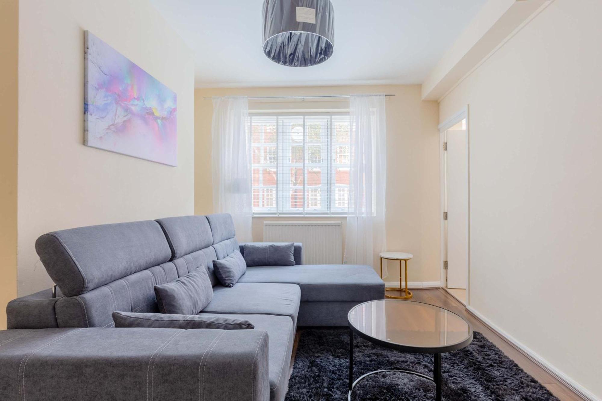 Stylish 1bd Flat Near Iconic Landmarks Appartement Londen