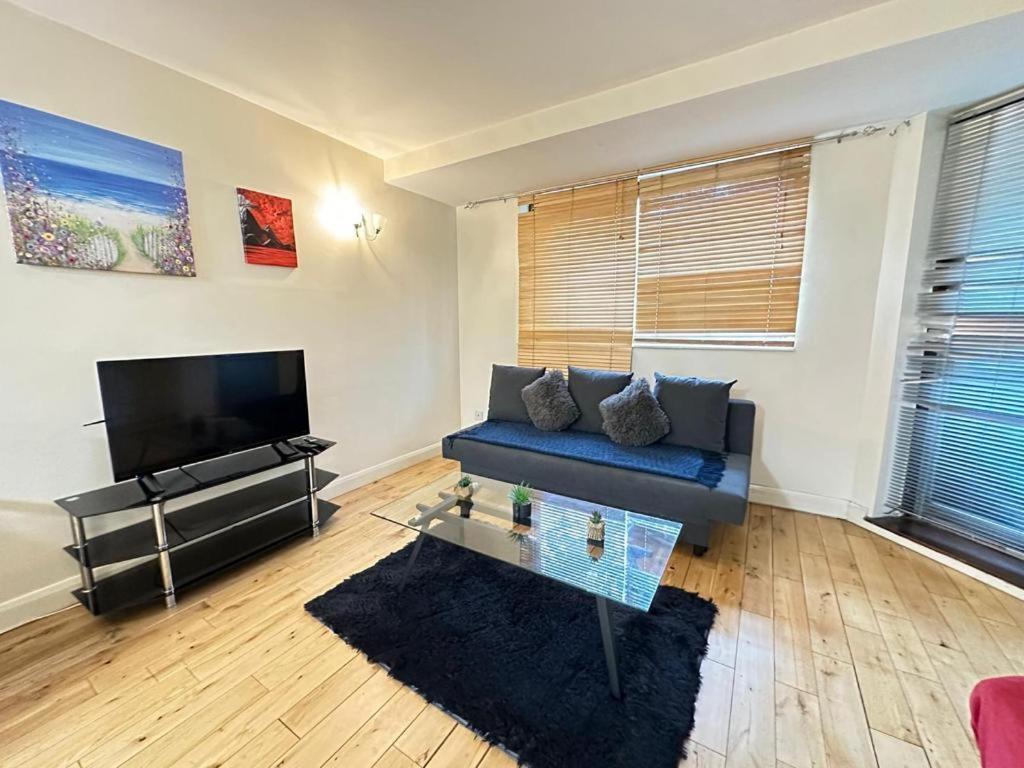 Chelsea Studio - Sleeps 4 - Near Cromwell Hospital Leilighet *