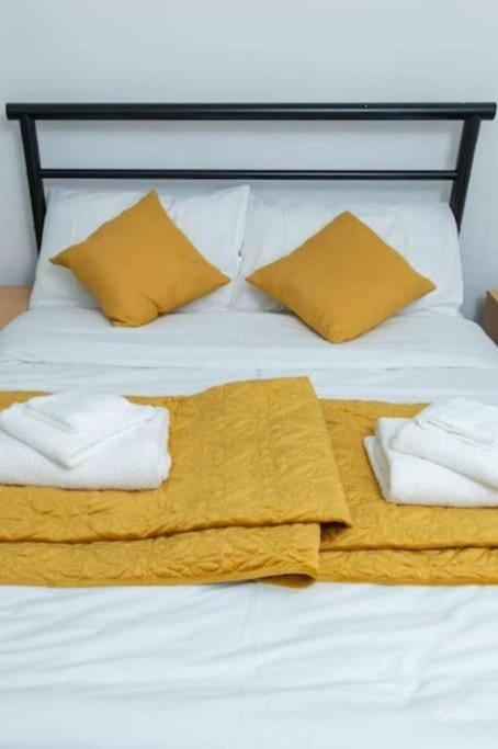 Tranquil 2br In Harlesden * London