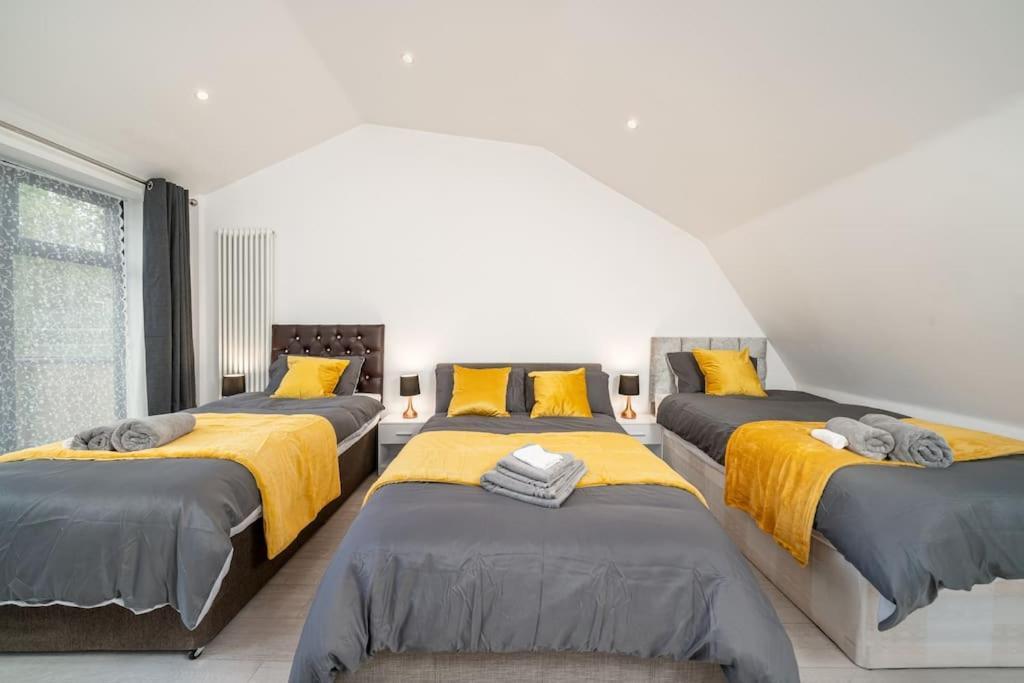 Apartment Vibrant 3br Tottenham Home, Private Garden Wifi Parking Free On Request London