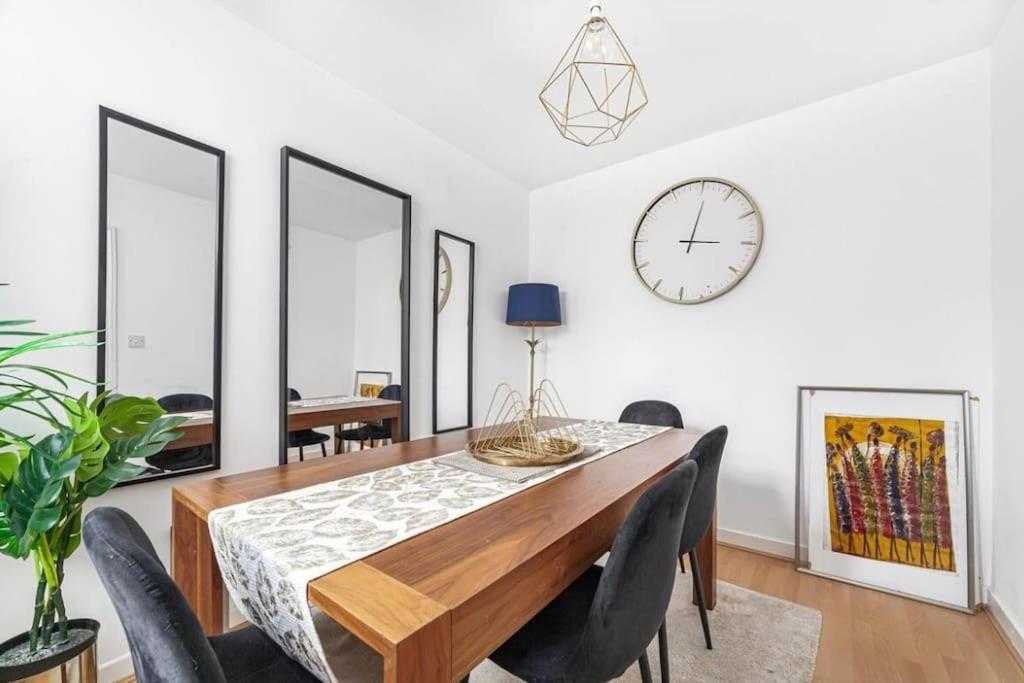 Townhouse *