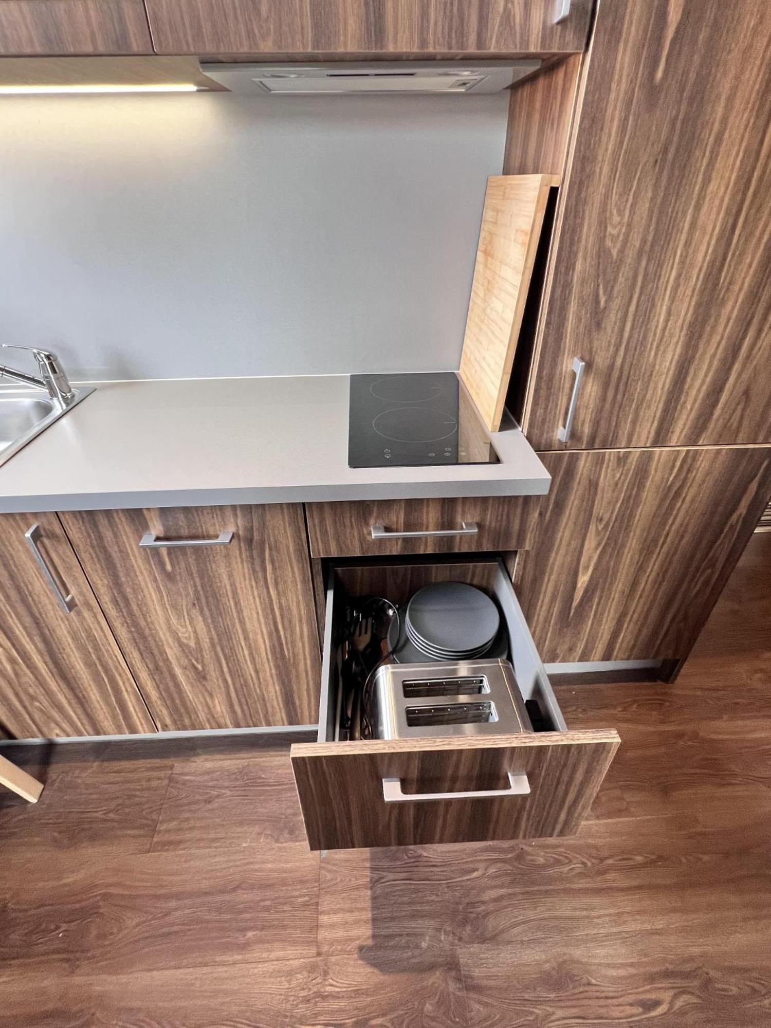 Apartment Retreat - Colney Hatch Lane London
