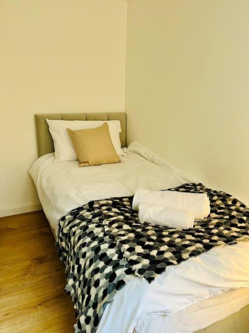 3 Bedroom Apartment London
