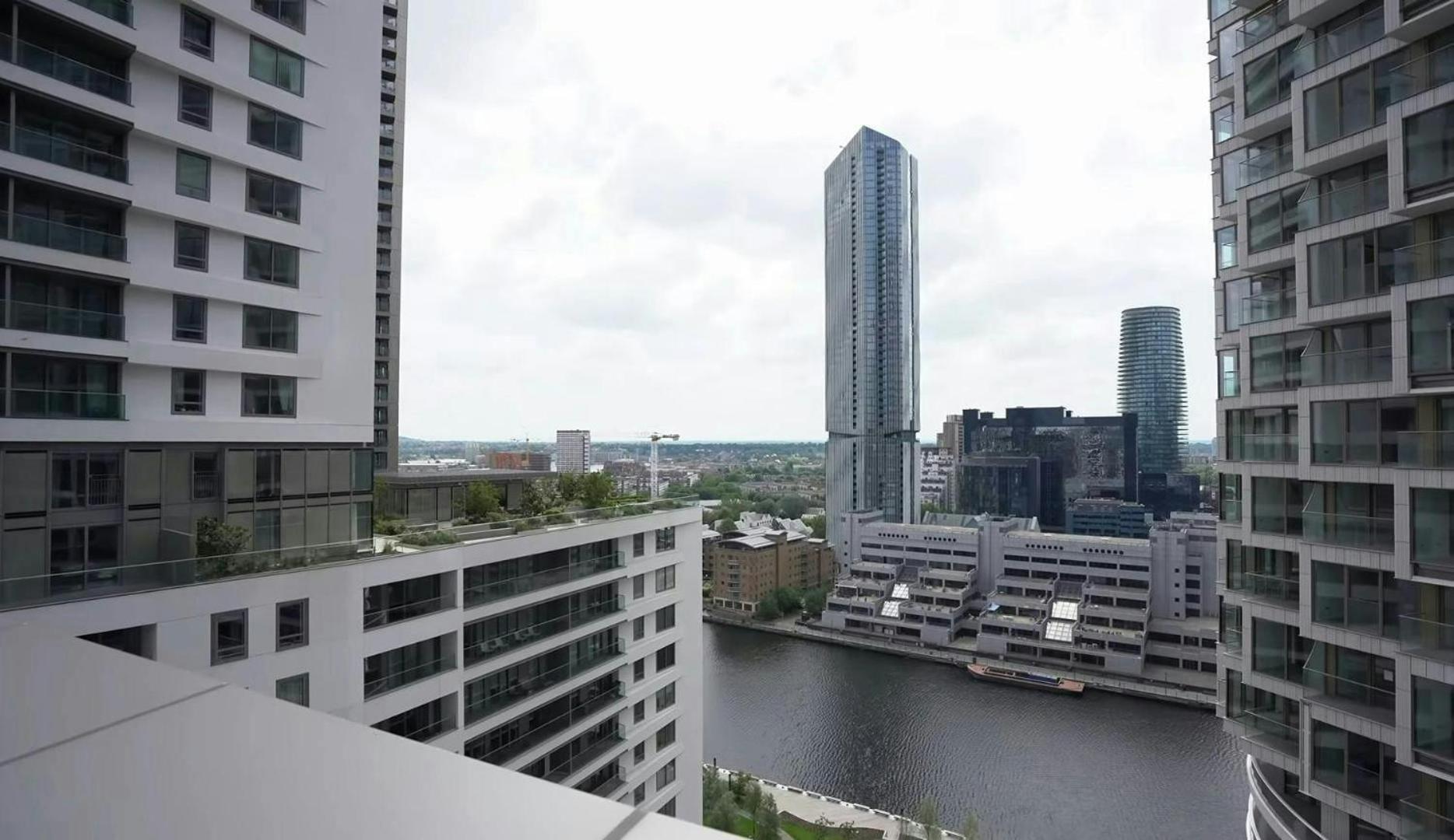 Canary Wharf Luxury Right Next To Thames Apartment *
