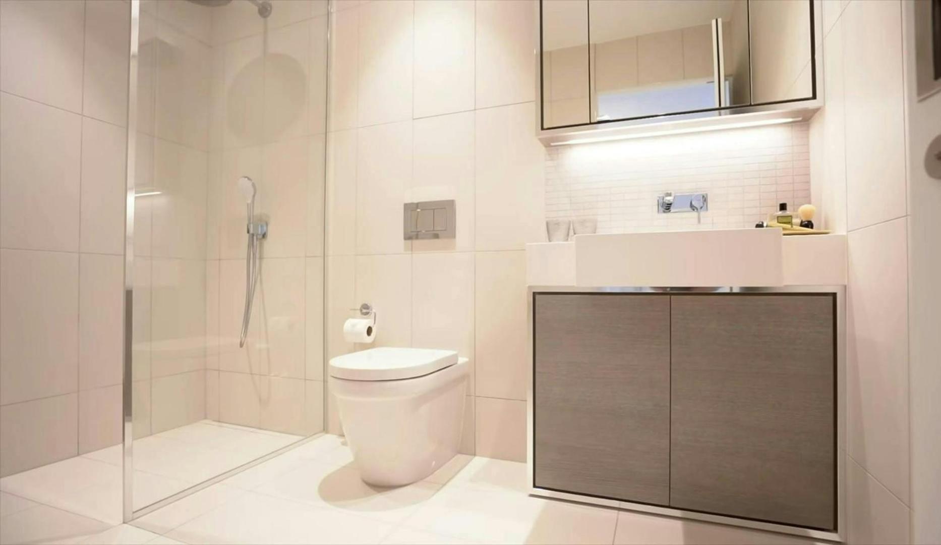 Canary Wharf Luxury Right Next To Thames London