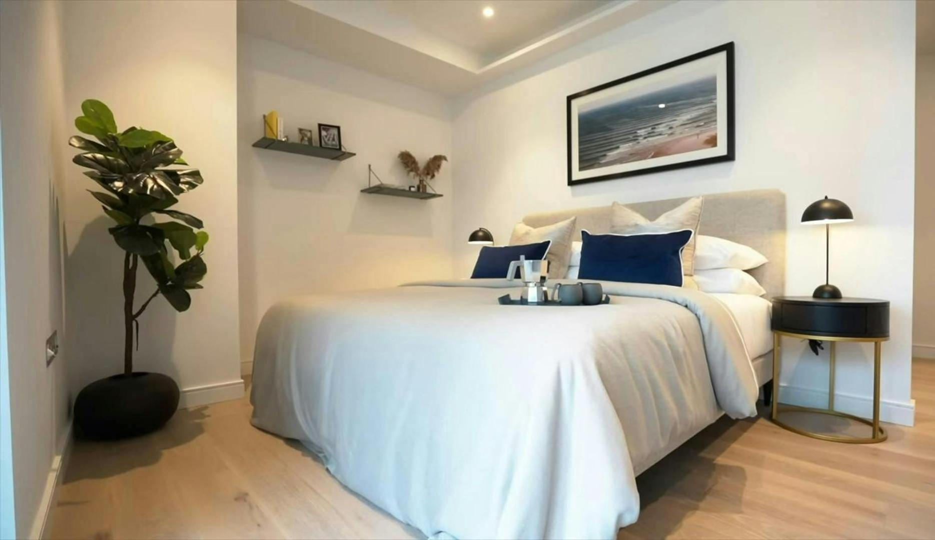 Canary Wharf Luxury Right Next To Thames London