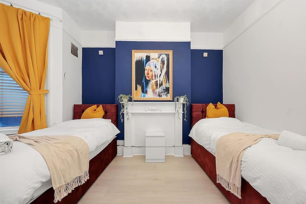 Apartamento Enquires At The Panel By Harlington 8 Bed
