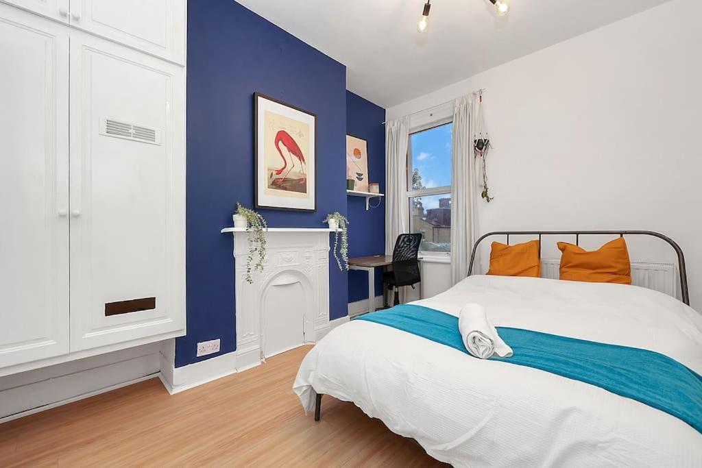 Apartamento Enquires At The Panel By Harlington 8 Bed *