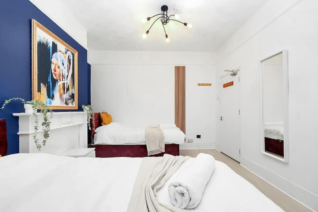 Apartamento Enquires At The Panel By Harlington 8 Bed *