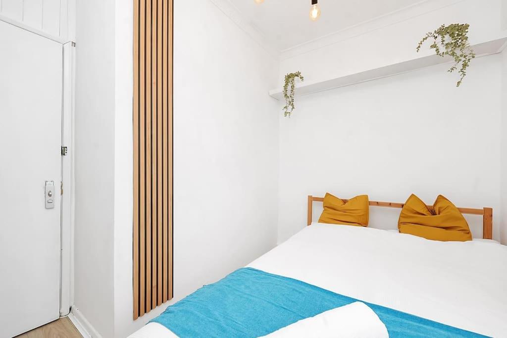 Enquires At The Panel By Harlington 8 Bed Apartamento Londres