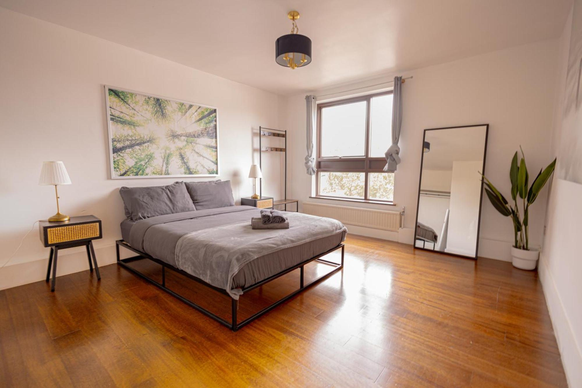 2 Bed Camden Town Sec To Tube Appartement *