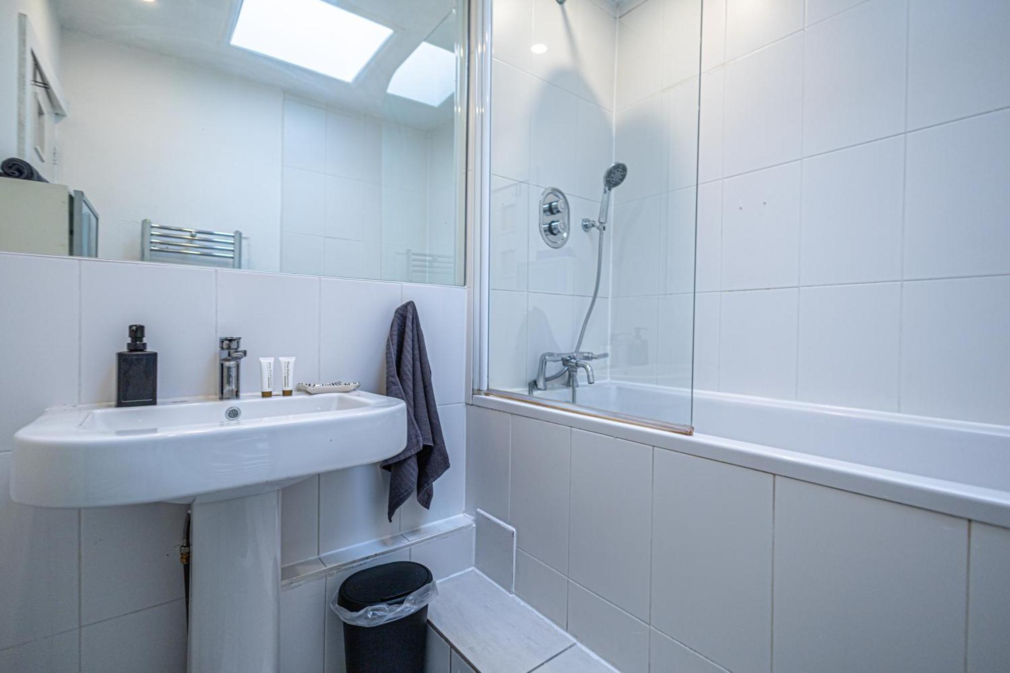 Appartement 2 Bed Camden Town Sec To Tube Londen