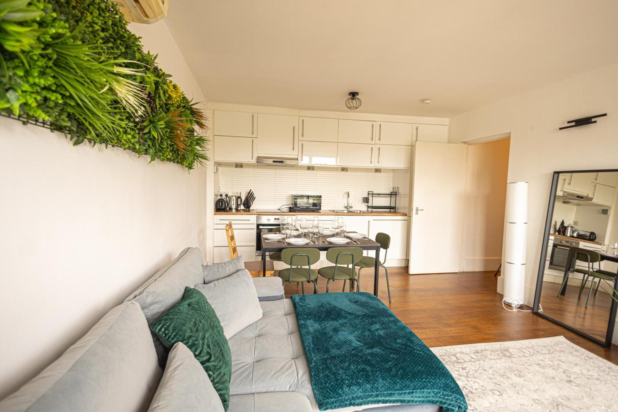 Appartement 2 Bed Camden Town Sec To Tube *
