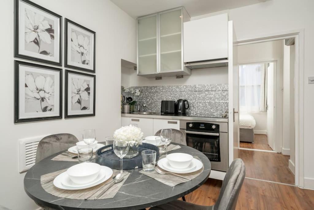 Paddington Prime Tourist Entire 1 Bed Flat For 4 *