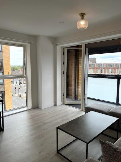 One Bedroom Flat - Zone 2 *