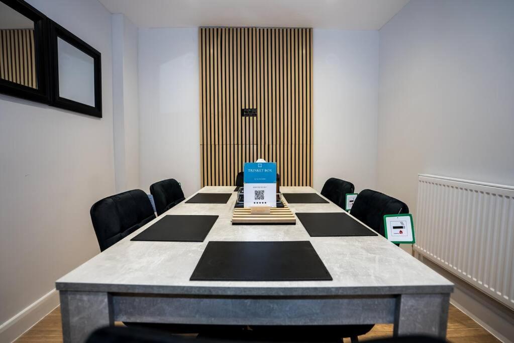 3 Bed Modern House Tottenham Apartment London