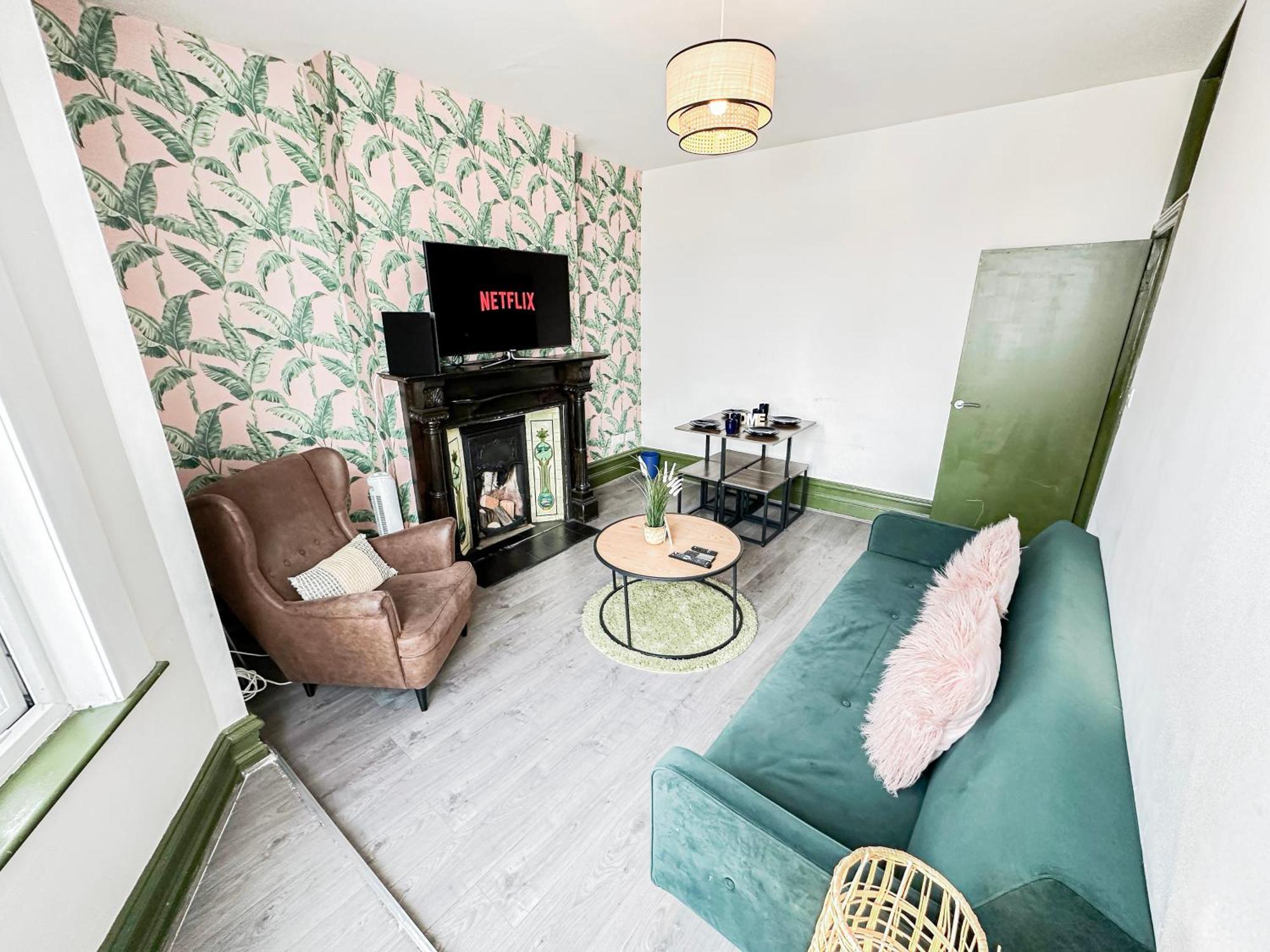 Appartement 2 Bedroom Flat With Indoor Fireplace In Shepherds Bush, Near White City *
