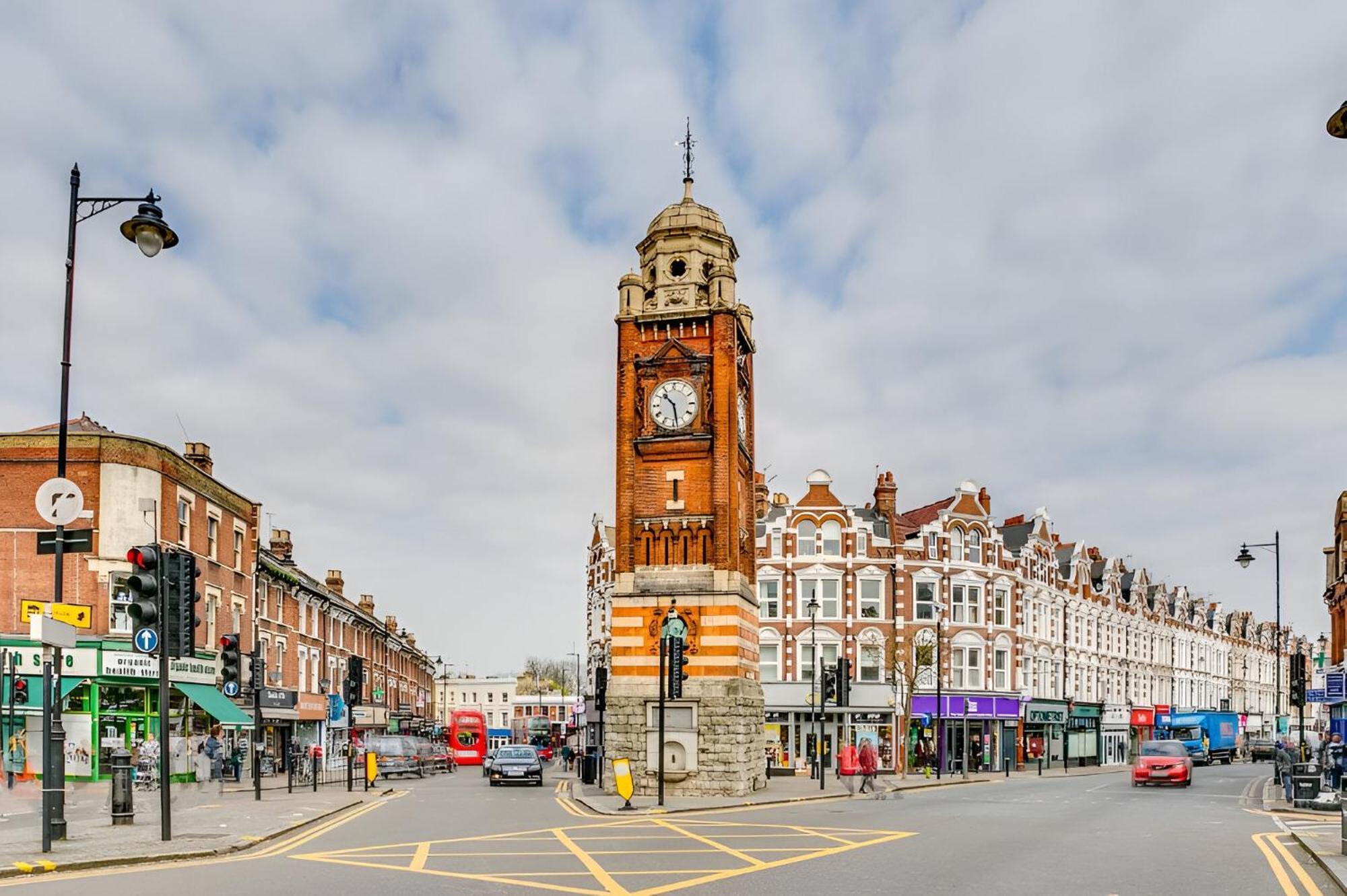 Stylish And Family Friendly 3 Bedroom London