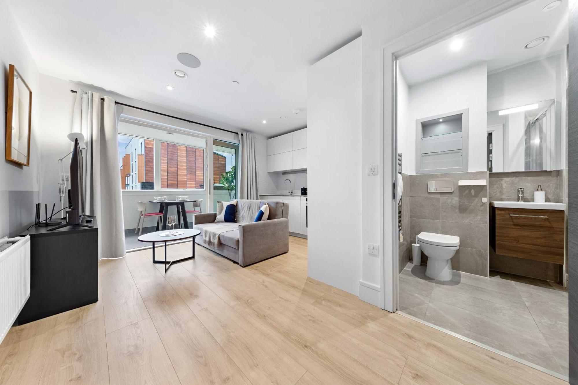 Stylish Retreats On Olympic Way *