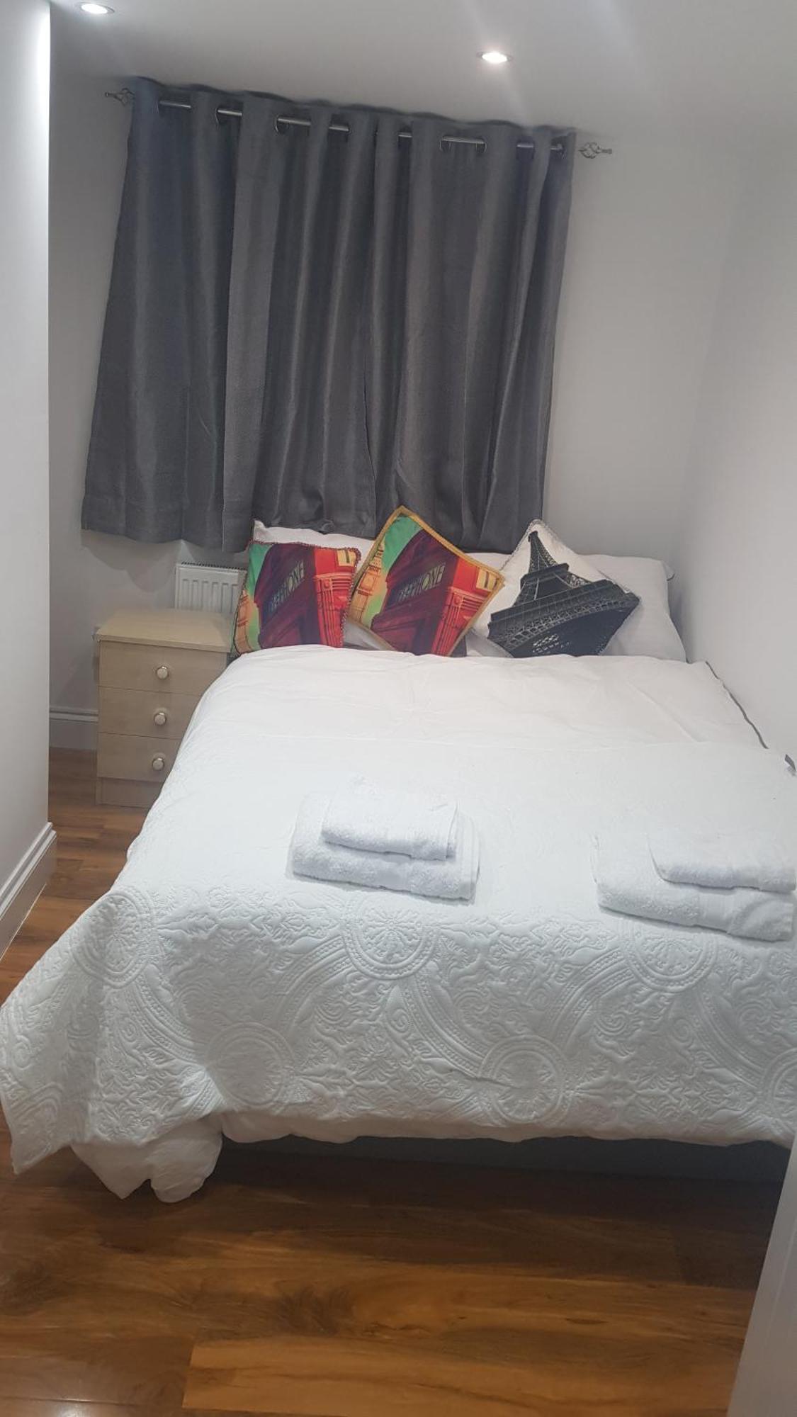 Cosy One Bedroom Flat In Appartement *