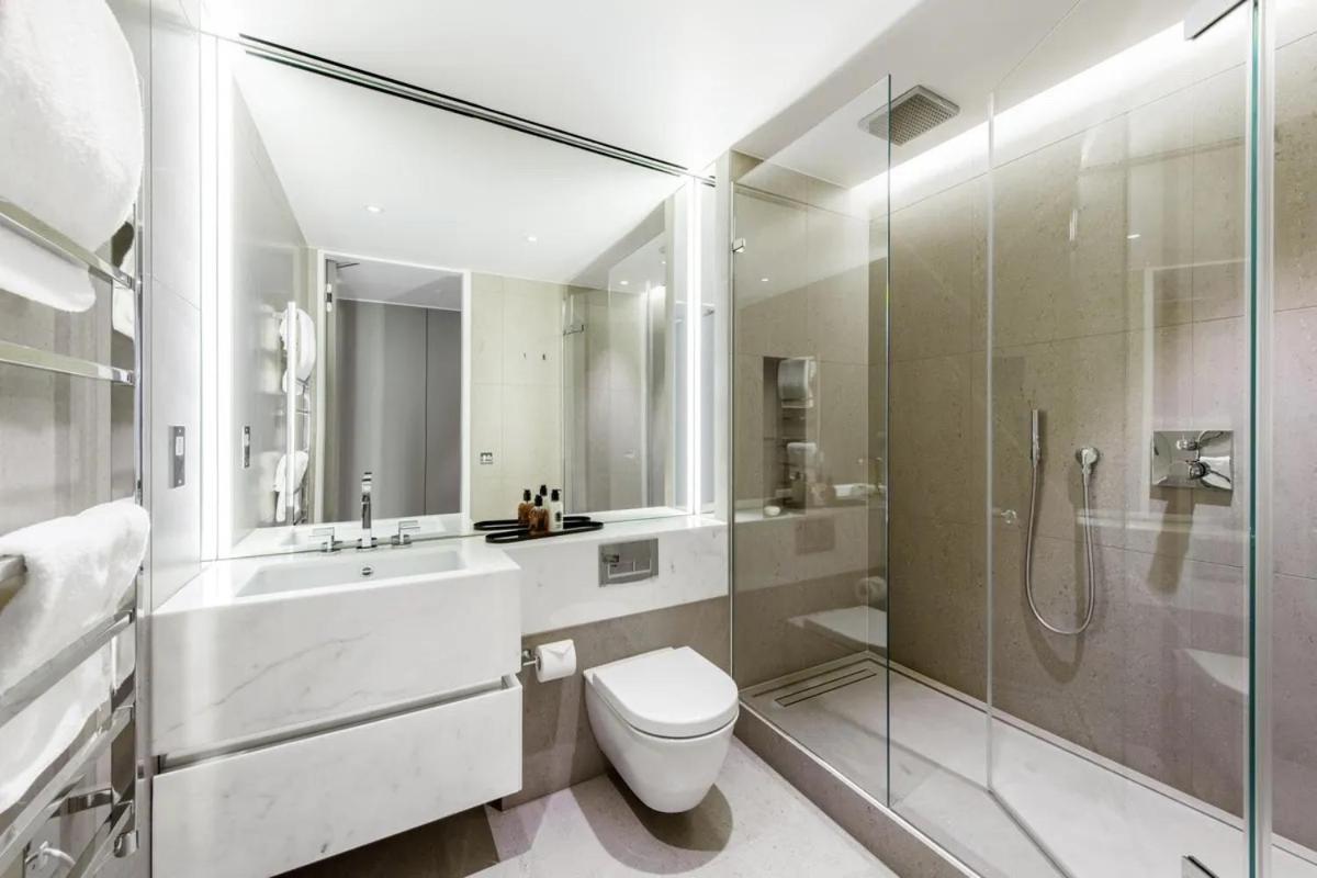 Apartment Arcore Premium Victoria London