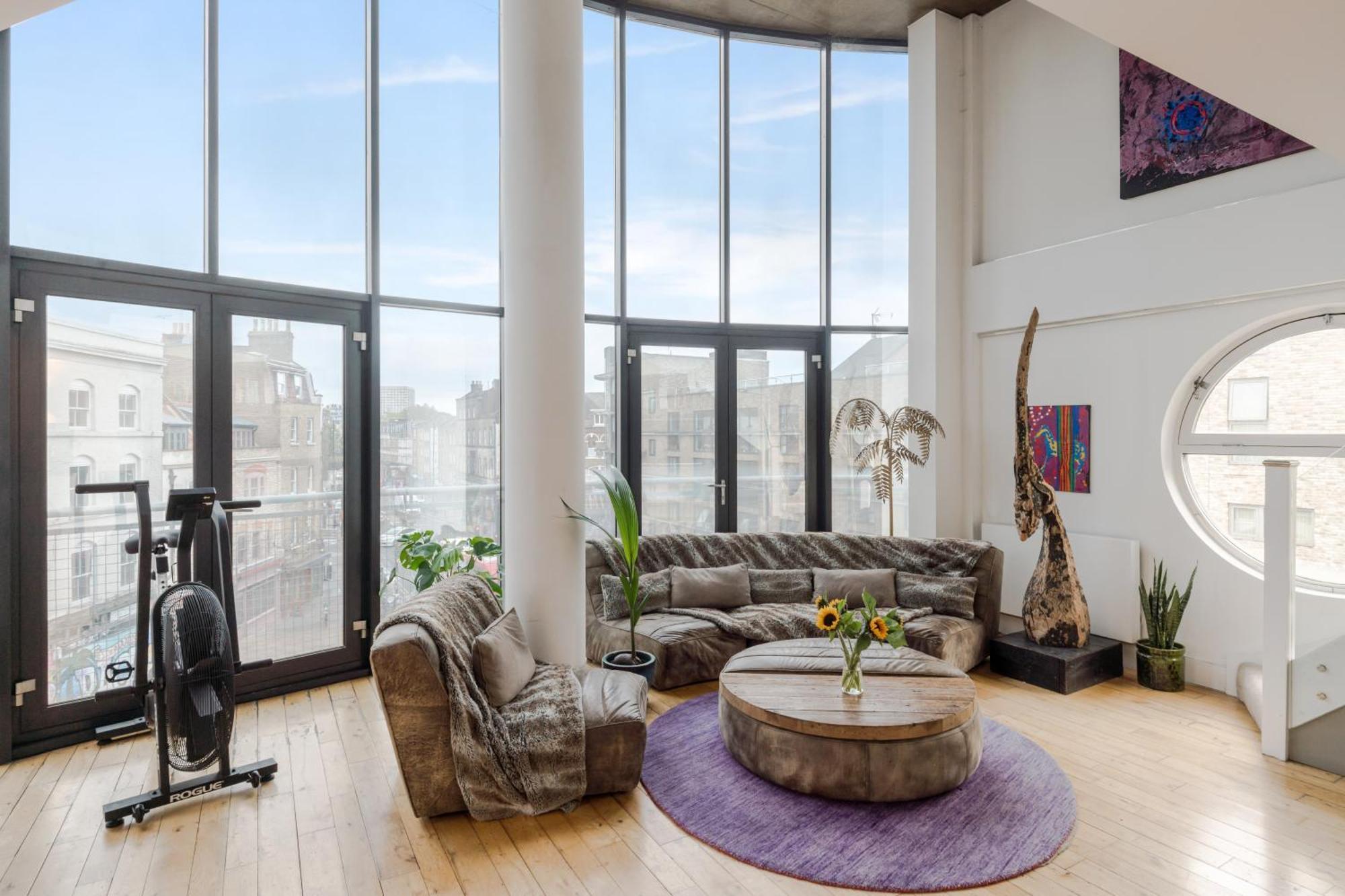 Shoreditch Penthouse Apartment *